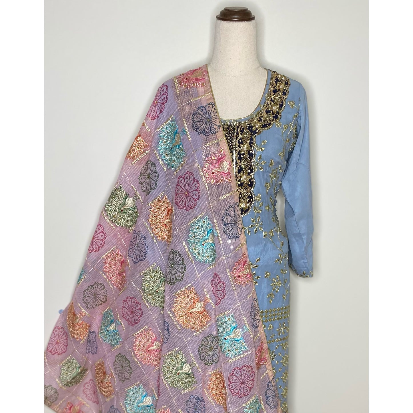Rahmat Dupatta (pink)