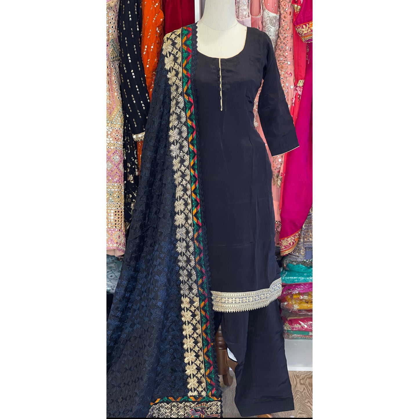 Rahat Salwar Suit